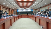 이복현 만난 자산운용업계 “금투세, 주식시장에 악재”