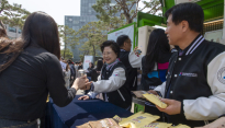 햇살 속 커피 한 잔, 웃음으로 피어난 캠퍼스…대구보건대 '느좋 재학생' 이벤트 성료